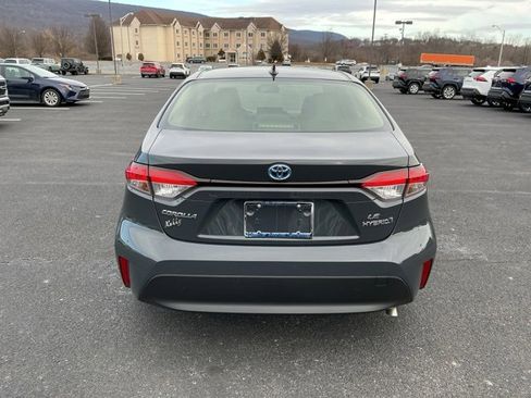 Used 2023 Toyota Corolla LE image 6