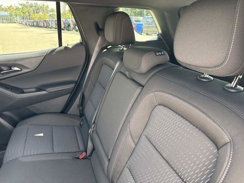 New 2026 Chevrolet Equinox LT image 11