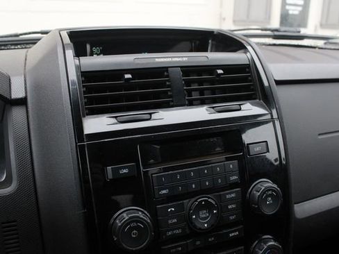 Used 2010 Ford Escape Limited image 13