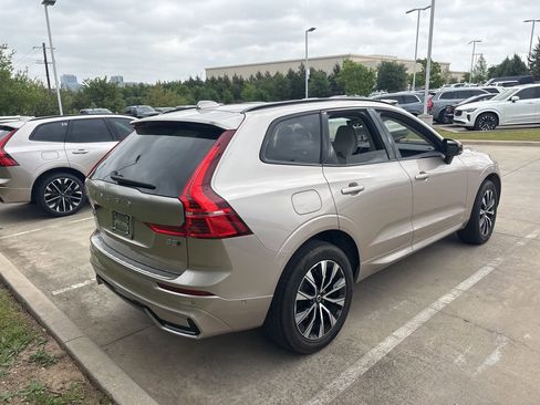 Certified 2024 Volvo XC60 B5 Plus w/ Protection Package Premier image 5