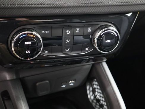 New 2025 Chevrolet TrailBlazer LT w/ Convenience Package image 22