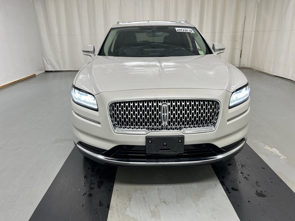 Used 2023 Lincoln Nautilus Reserve w/ Equipment Group 201A AWD/4WD image 3