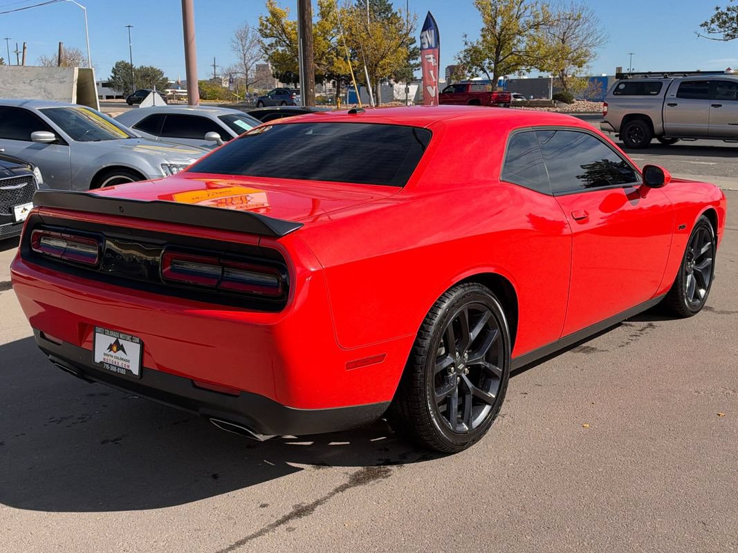 Used 2023 Dodge Challenger R/T RWD image 7