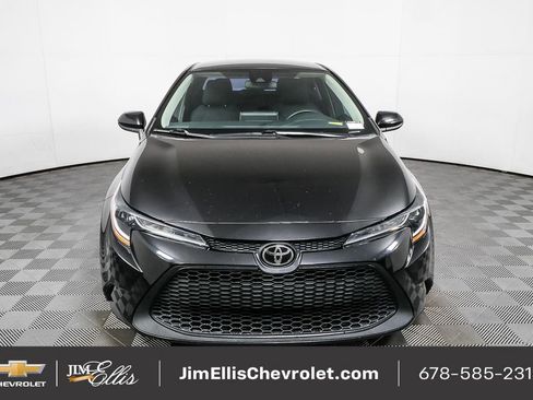 Used 2021 Toyota Corolla LE image 22