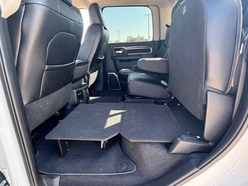 Used 2024 RAM 2500 Laramie AWD/4WD image 29