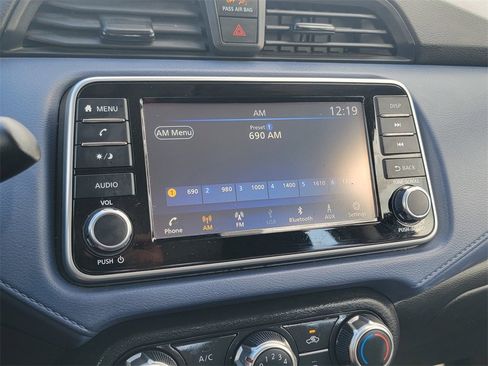 Used 2023 Nissan Versa SV image 25