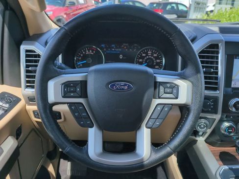 Used 2016 Ford F150 Lariat w/ Equipment Group 502A Luxury AWD/4WD image 24
