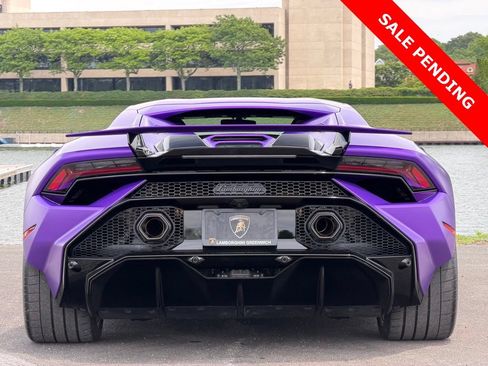 Used 2024 Lamborghini Huracan Tecnica RWD image 4