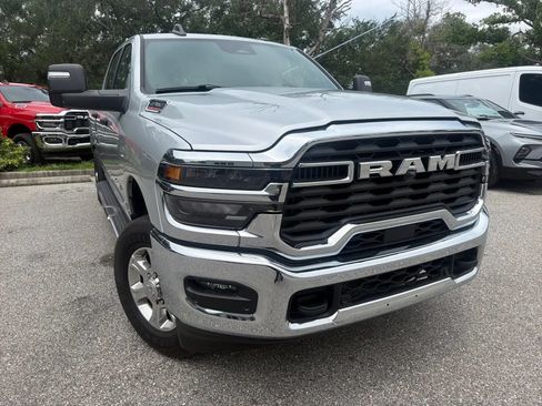 Used 2026 RAM 2500 Big Horn AWD/4WD image 6