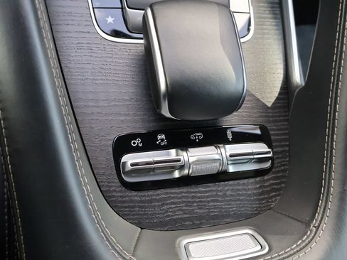 Certified 2022 Mercedes-Benz GLE 53 AMG 4MATIC image 30