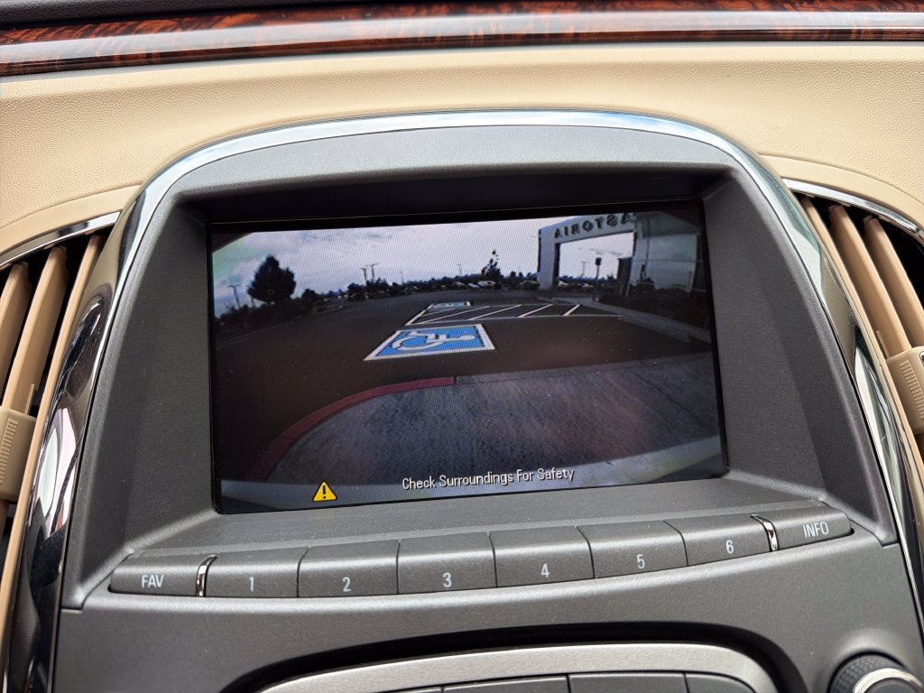Used 2013 Buick LaCrosse Leather FWD image 19