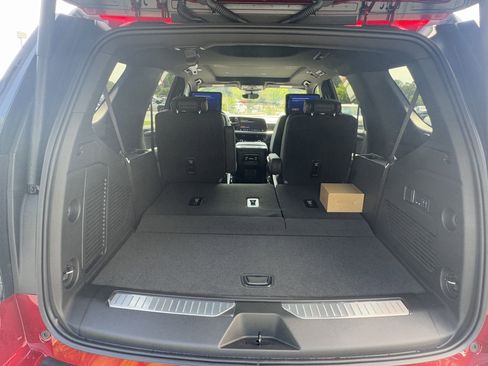 New 2025 Chevrolet Tahoe Premier image 18