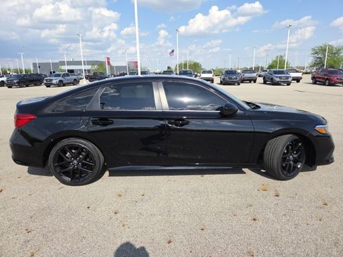 Used 2023 Honda Civic Sport image 15