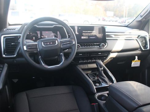 New 2025 GMC Canyon Elevation w/ Convenience Package image 13