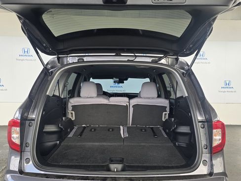 Used 2019 Honda Pilot LX image 34