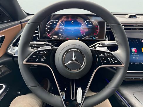 New 2026 Mercedes-Benz E 350 4MATIC Sedan image 14