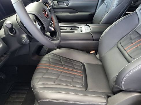 New 2026 Nissan Armada PRO-4X AWD/4WD image 9
