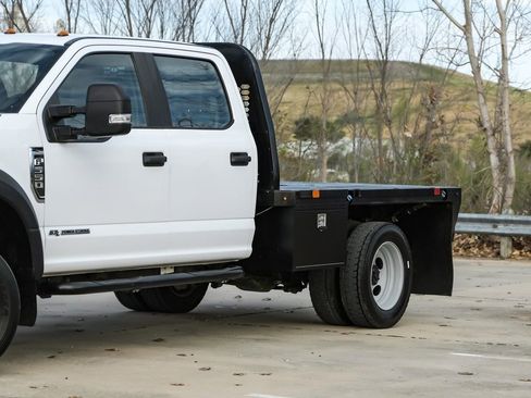 Used 2019 Ford F550 4x4 Crew Cab Super Duty image 6