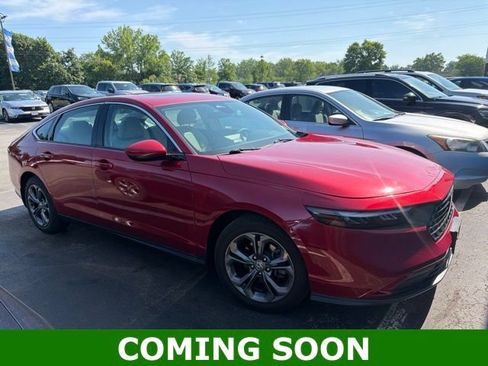 Used 2023 Honda Accord EX image 1
