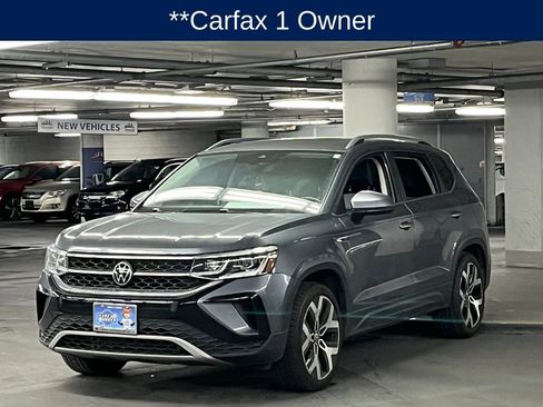 Used 2023 Volkswagen Taos SEL AWD/4WD image 3