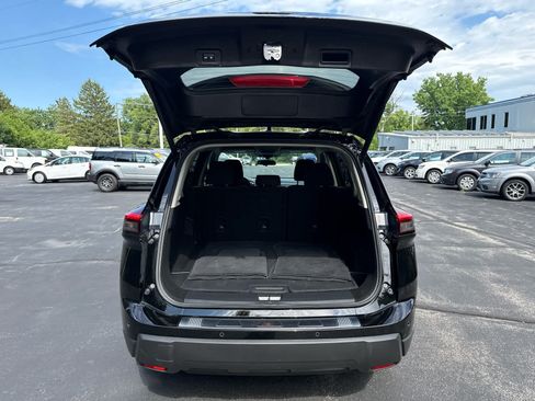 Used 2026 Nissan Rogue SV w/ Cold Weather Package AWD/4WD image 15