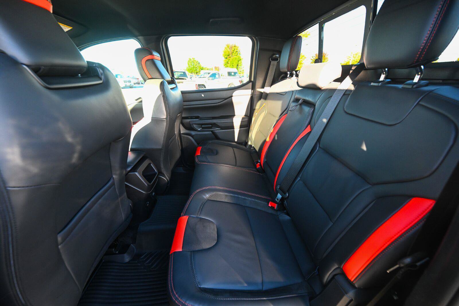 Used 2025 Ford Ranger Raptor AWD/4WD image 23