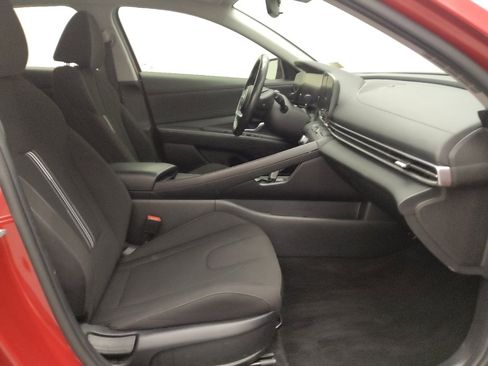 Used 2023 Hyundai Elantra SEL w/ Convenience Package FWD image 21