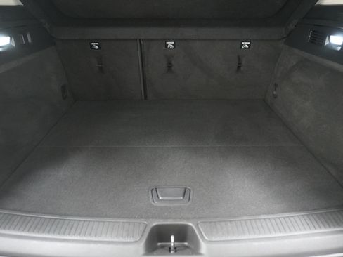 Used 2022 Buick Envision Essence w/ Sport Touring Package FWD image 27