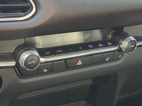 Used 2024 MAZDA CX-30 AWD 2.5 S w/ Premium Package image 32