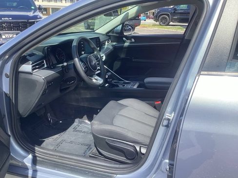 Used 2021 Kia K5 LX FWD image 12