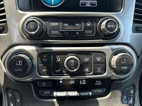 Used 2015 Chevrolet Tahoe LTZ AWD/4WD image 27