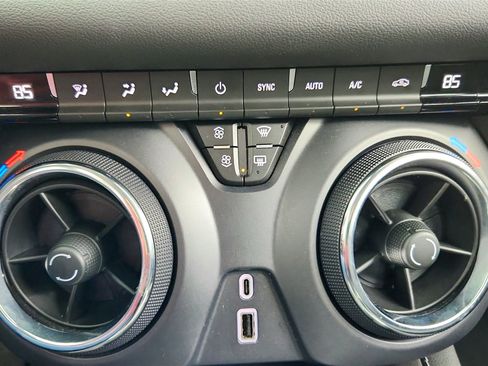 Used 2023 Chevrolet Blazer LT w/ Convenience Package image 22