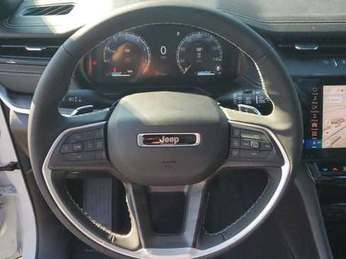 New 2026 Jeep Grand Cherokee Limited w/ Limited Altitude Package image 29