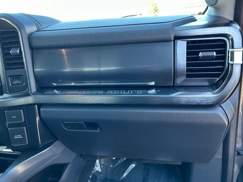 Used 2023 Ford F250 Lariat w/ Sport Appearance Package AWD/4WD image 26