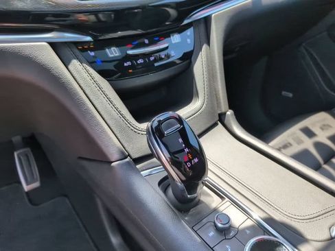 Certified 2023 Cadillac XT6 Sport w/ Platinum Package AWD/4WD image 24