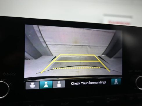 Used 2023 Honda Accord EX image 18
