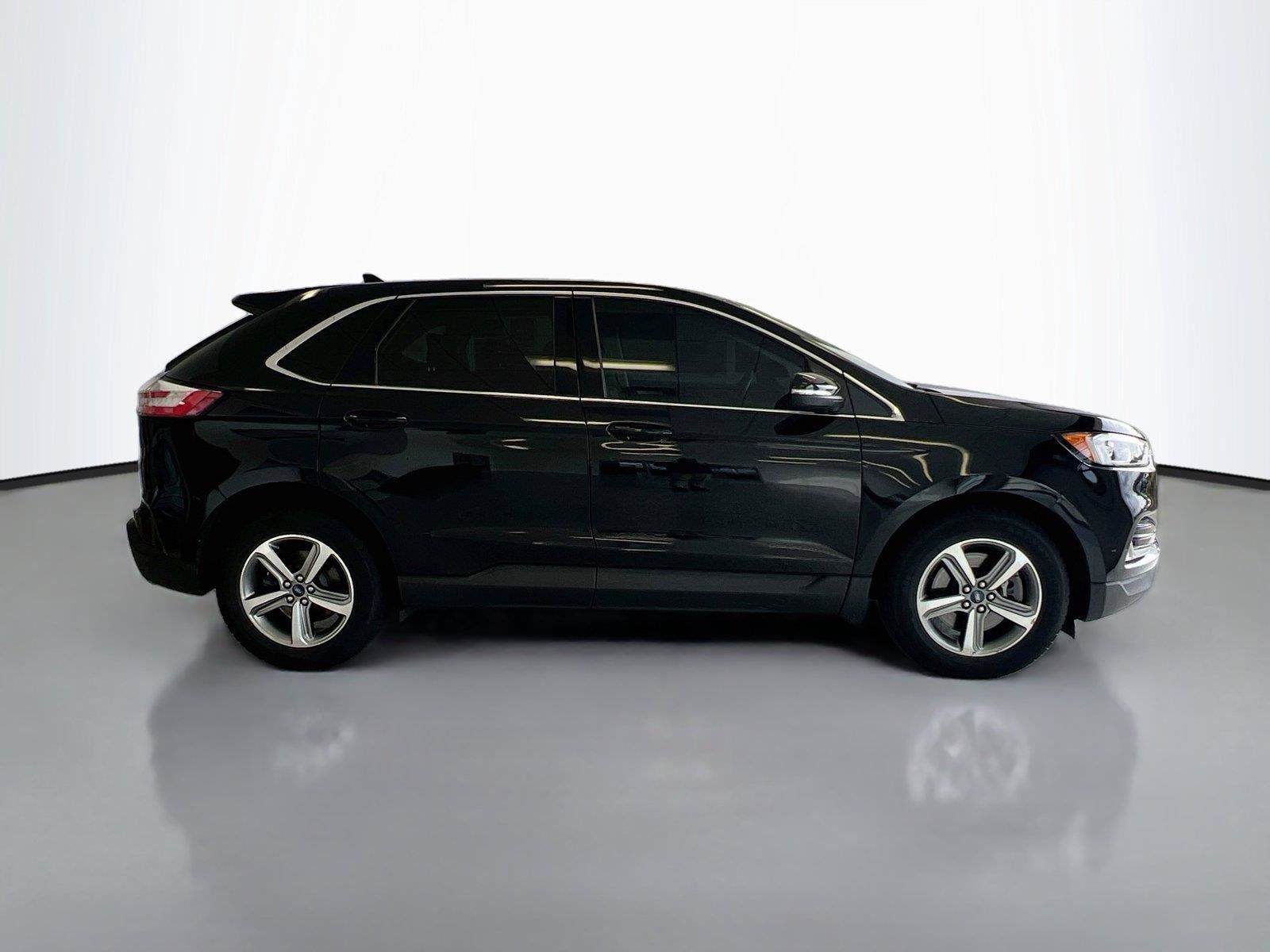 Used 2020 Ford Edge SEL w/ Convenience Package AWD/4WD image 16