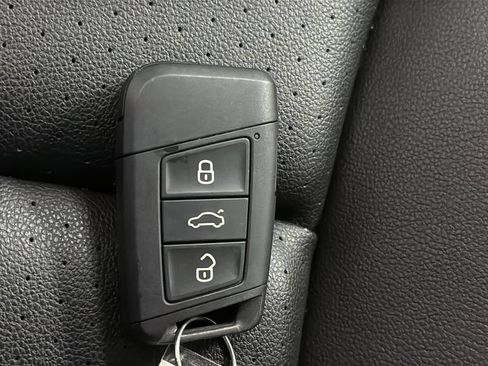 Used 2022 Volkswagen Atlas SEL AWD/4WD image 21