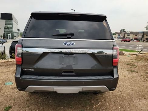 Used 2019 Ford Expedition Limited w/ Special Edition Package AWD/4WD image 3