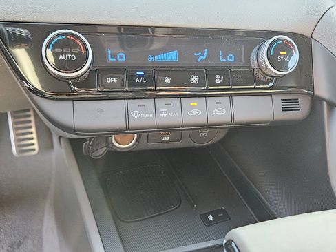 New 2026 Hyundai Elantra Sport FWD image 20