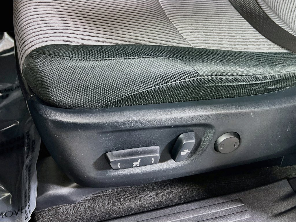 Certified 2024 Toyota 4Runner SR5 AWD/4WD image 18