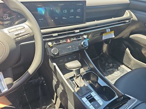 New 2026 Hyundai Tucson SEL Plus FWD image 22