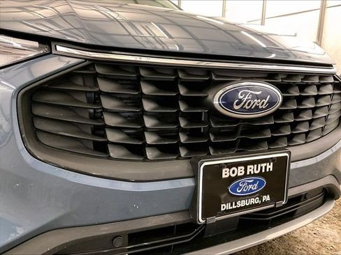 Used 2023 Ford Escape Active AWD/4WD image 29