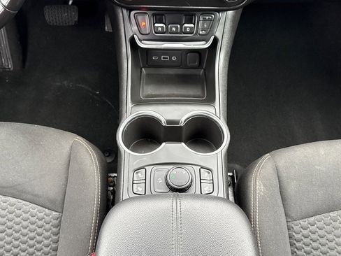 Used 2018 GMC Terrain SLE w/ Driver Convenience Package image 23