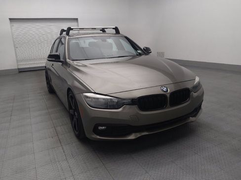 Used 2016 BMW 320i Sedan RWD image 14