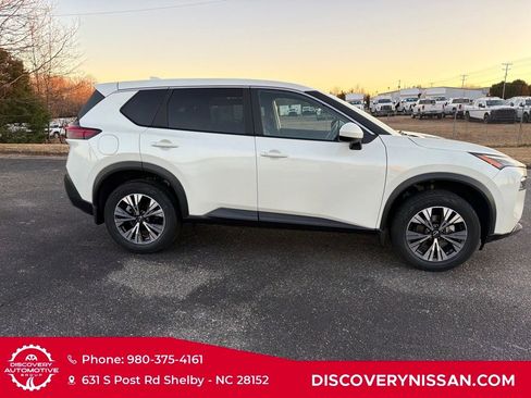 Certified 2023 Nissan Rogue SV image 5