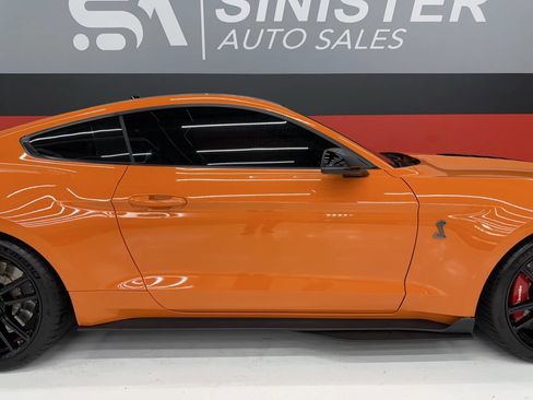 Used 2021 Ford Mustang Shelby GT500 w/ Technology Package image 32