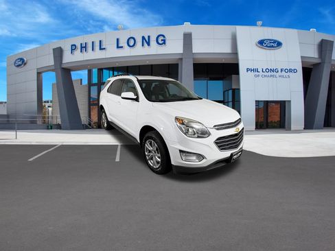 Used 2017 Chevrolet Equinox LT w/ Convenience Package AWD/4WD image 7