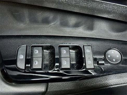 Used 2023 Kia Sportage EX image 11