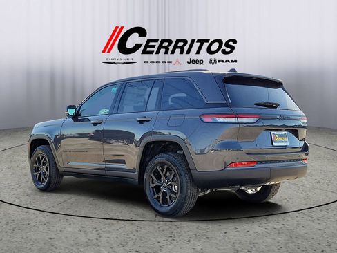 New 2026 Jeep Grand Cherokee Altitude RWD image 2